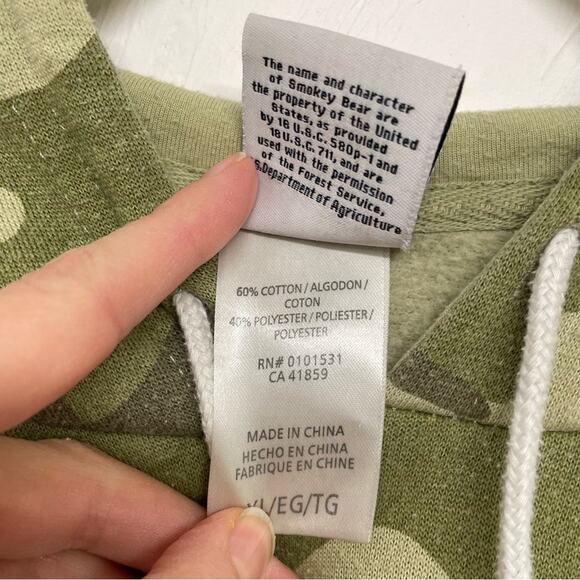 Smokey Bear Green Camo Print Prevent Forest Fires Hoodie Sweatshirt XL - Picture 3 of 7